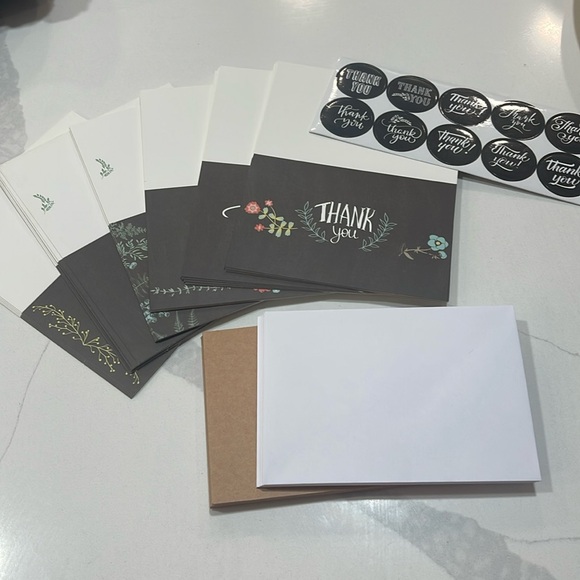 Thank you cards with envelope and seal stickers - Picture 1 of 7